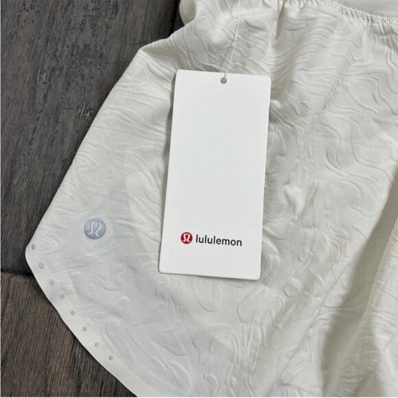 Lululemon NWT Fast and Free High-Rise Short 2" Airflow In-Sense Emboss Bone - Picture 6 of 10